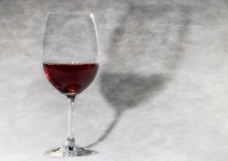 09-gunnar-petersen-vineglasses