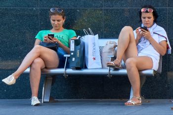 03-04-per-ulrik-samvaer-eller-fravaer